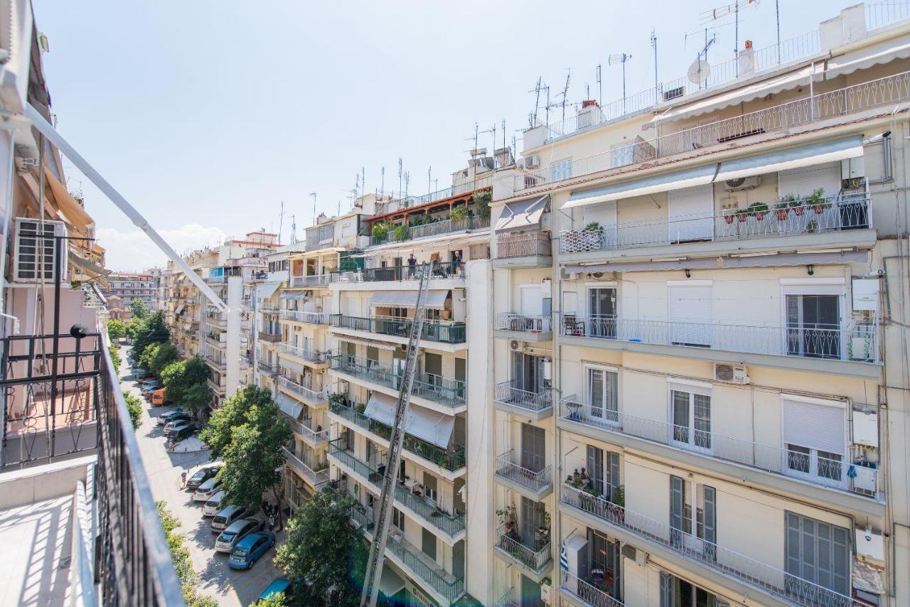 Apricot By Halu! Cozy Apt Next To Agia Sophia Metro Station Thessaloniki Buitenkant foto