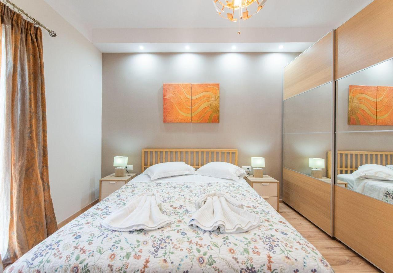 Apricot By Halu! Cozy Apt Next To Agia Sophia Metro Station Thessaloniki Buitenkant foto